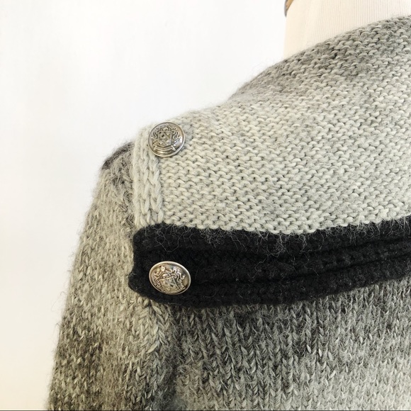 Clara Vitti gray black button neck sweater tunic - Picture 5 of 6